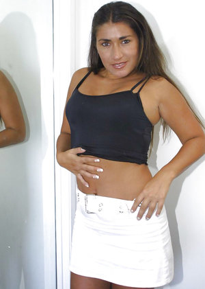 18 year old cutie Riley Reid taking cumshot on face from long penis